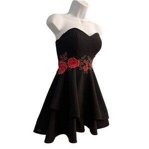 New B. Darlin Strapless Floral Dress Flowers Fit & Flare Mini Lined Formal sz 0